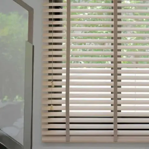 Timber Elegance made-to-measure blind